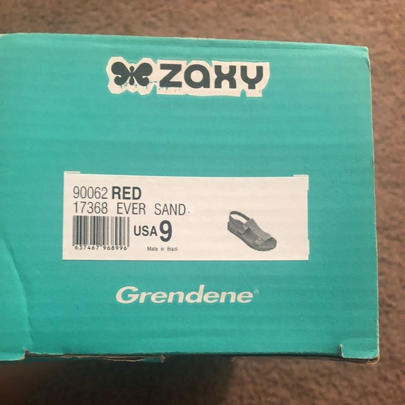 Sandal’s - Picture 3 of 3